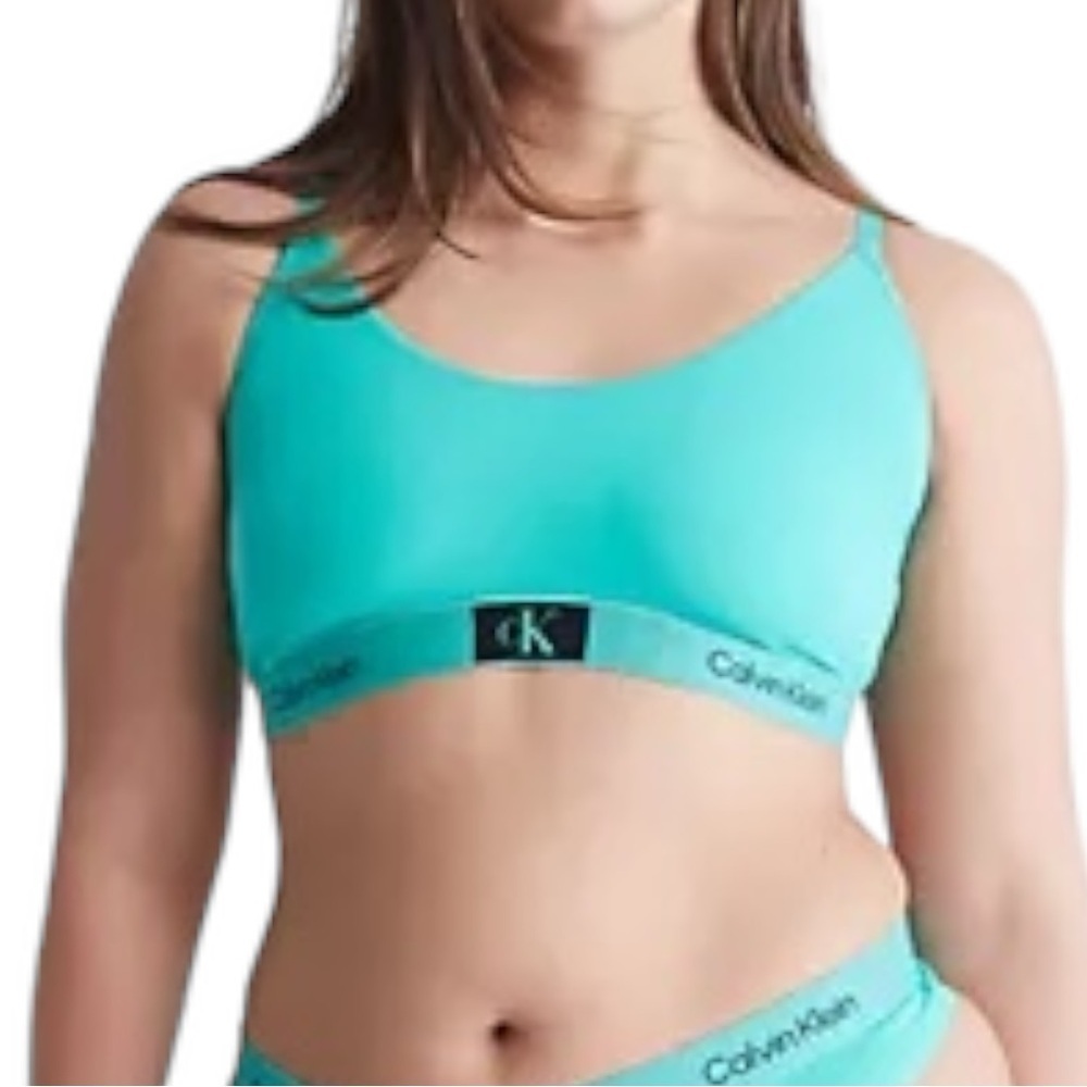 Calvin Klein New with tags 
1996 Plus Size Unlined Bralette Size: 1X - Picture 9 of 9